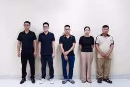 Khởi tố 5 bị can về tội xâm phạm quyền tác giả