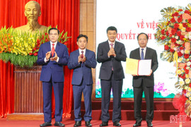 Hà Tĩnh công bố các quyết định quan trọng về sắp xếp tổ chức bộ máy, đơn vị hành chính 