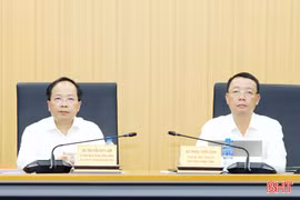 Khơi thông động lực, quyết tâm thực hiện mục tiêu tăng trưởng trên 10%