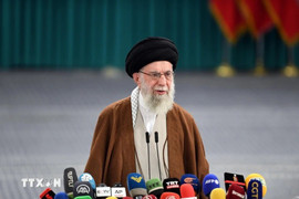 Nhà lãnh đạo tối cao Iran chuyển đến điểm tuyệt mật, chọn người kế nhiệm