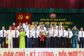 Phó Bí thư Thường trực Tỉnh ủy dự Đại hội Đảng bộ xã Thạch Khê