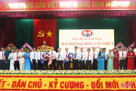 Bí thư Tỉnh ủy dự Đại hội Đảng bộ xã Nghi Xuân