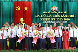 Phó Bí thư Thường trực Tỉnh ủy dự Đại hội Đảng bộ phường Hà Huy Tập