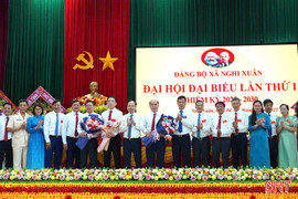 Bí thư Tỉnh ủy dự Đại hội Đảng bộ xã Nghi Xuân