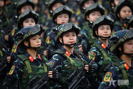 Đại tướng Phan Văn Giang kiểm tra tổng hợp luyện lực lượng diễu binh, diễu hành thực hiện nhiệm vụ A80 