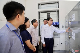 Chủ tịch UBND tỉnh kiểm tra chuẩn bị Kỳ thi tốt nghiệp THPT 2025