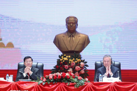 Tổng Bí thư Tô Lâm thông báo kết quả Đại hội XIV của Đảng Cộng sản Việt Nam tại Lào