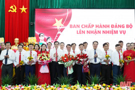 Chủ tịch UBND tỉnh dự Đại hội Đảng bộ xã Đức Quang
