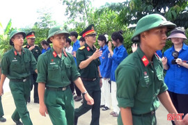 Hành quân dã ngoại "Quân đội chung sức xây dựng nông thôn mới" tại Hà Tĩnh