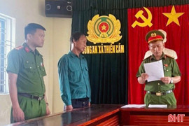 Bắt đối tượng "nhảy" xe máy ở xã Thiên Cầm