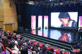 Ấn tượng và xúc động đêm Gala “Kết nối vòng tay nhân ái BHT”