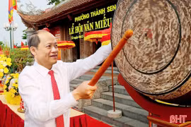 Phó Bí thư Thường trực Tỉnh ủy dự lễ tế tiên hiền tại Văn Miếu