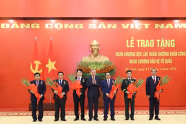 Tổng Bí thư Tô Lâm trao Huân chương Quân công tặng các đồng chí lãnh đạo Đảng, Nhà nước