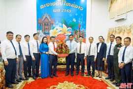 Lãnh đạo Hà Tĩnh chúc Tết Đảng bộ, chính quyền và Nhân dân tỉnh Bolikhămxay