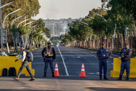 Xả súng tại một quán bar ở Nam Phi, ít nhất 15 người thiệt mạng