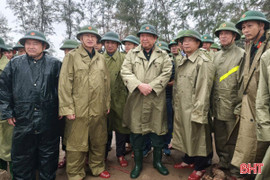 Trực tiếp: Hà Tĩnh sẵn sàng ứng phó bão đổ bộ