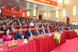 Toàn cảnh phiên trù bị Đại hội đại biểu Đảng bộ Hà Tĩnh lần thứ XX