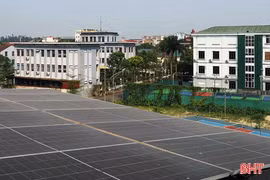 Hà Tĩnh phấn đấu đến năm 2030 có 50% tòa nhà công sở lắp đặt điện mặt trời mái nhà
