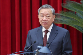 Tổng Bí thư Tô Lâm thăm hỏi, động viên đồng bào, cán bộ, chiến sĩ đang ứng phó, khắc phục hậu quả thiên tai