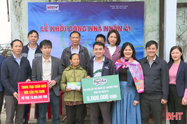 Báo chí Hà Tĩnh đồng hành mang yêu thương đến với người nghèo