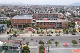 Lấy ý kiến đề nghị tặng Huân chương Lao động hạng Nhất cho Trường THPT Phan Đình Phùng