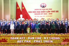 Trực tiếp: Ban Chấp hành Đảng bộ Hà Tĩnh khóa XX ra mắt, nhận nhiệm vụ