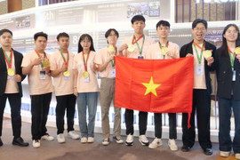 Sinh viên Việt Nam giành 3 giải thưởng tại cuộc thi ICT Huawei 2025