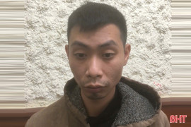 Khởi tố đối tượng lừa bán pháo hoa qua mạng cho 1 người dân Hà Tĩnh