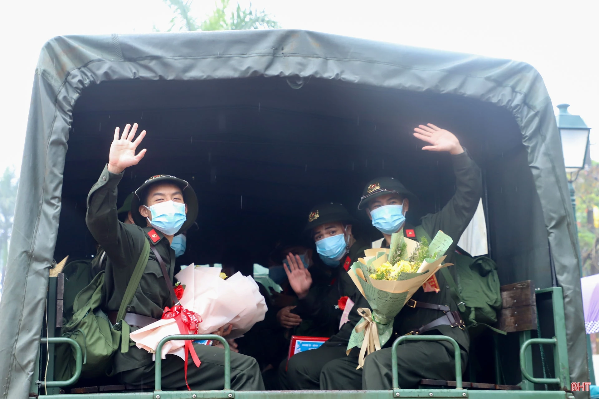 Tuổi trẻ Hồng Lam viết tiếp khúc quân hành