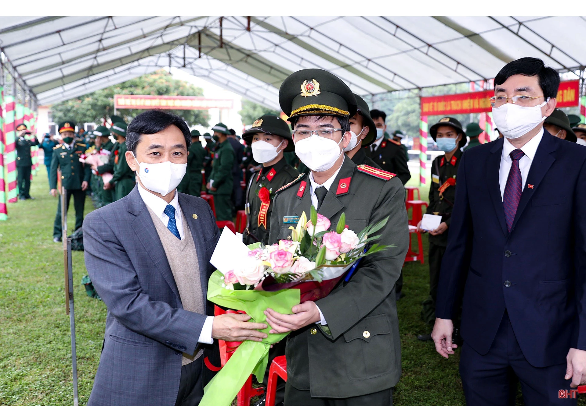 Tuổi trẻ Hồng Lam viết tiếp khúc quân hành