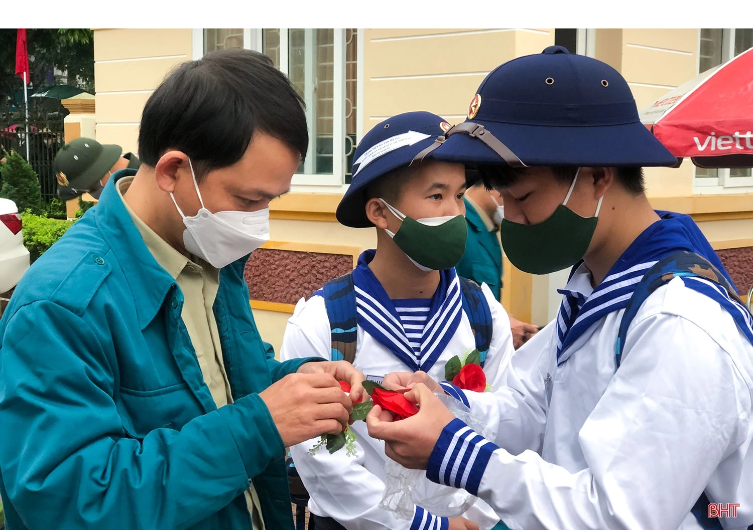 Tuổi trẻ Hồng Lam viết tiếp khúc quân hành