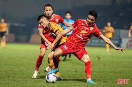 Hồng Lĩnh Hà Tĩnh đánh bại chủ nhà Đông Á Thanh Hóa