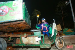 Miệt mài làm sạch phố phường Hà Tĩnh đêm Giao thừa