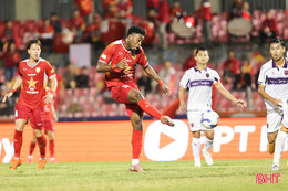 Hàng công Hồng Lĩnh Hà Tĩnh mãi "khát" bàn thắng