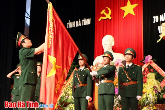 Kỷ niệm trọng thể 70 năm ngày truyền thống Lực lượng vũ trang Hà Tĩnh ảnh 7