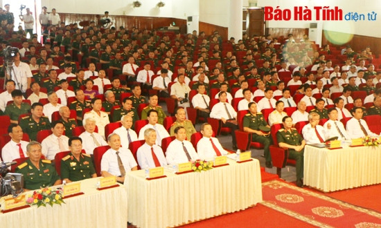 Kỷ niệm trọng thể 70 năm ngày truyền thống Lực lượng vũ trang Hà Tĩnh ảnh 6