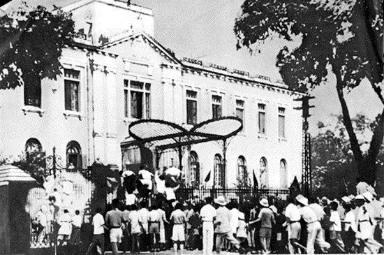 Bài ca tháng Tám ảnh 1 Bài ca tháng Tám ảnh 1