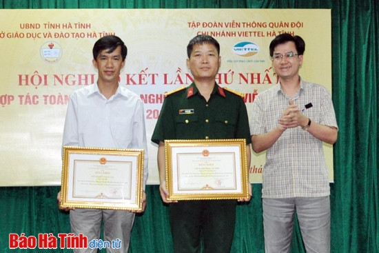 Viettel cam kết đưa đường truyền cáp quang về 100% cơ sở giáo dục ảnh 2