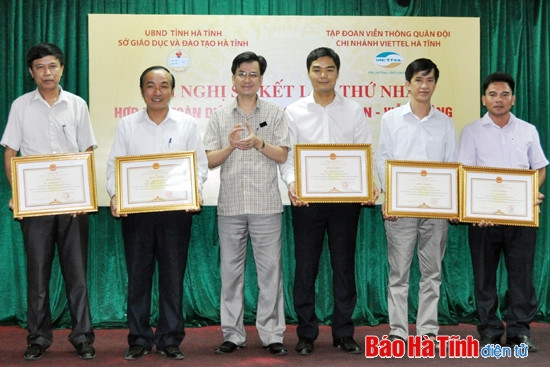 Viettel cam kết đưa đường truyền cáp quang về 100% cơ sở giáo dục ảnh 3