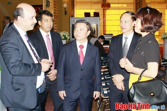 Xứng đáng là "người mở đường tin cậy”, góp phần đưa Hà Tĩnh phát triển, hội nhập ảnh 1