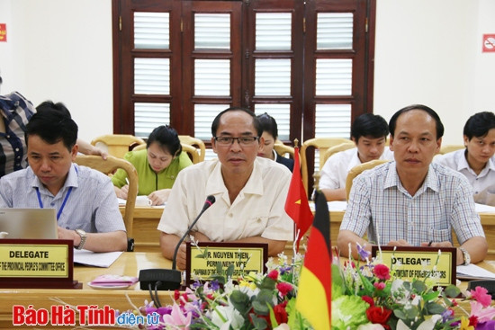 Giám đốc Học viện Bruckner (CHLB Đức) làm việc tại Hà Tĩnh ảnh 2