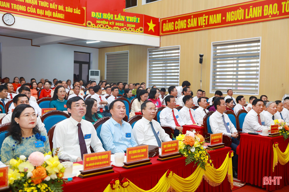 Đại biểu tham dự đại hội. bqbht_br_ag7a9952-1.jpg