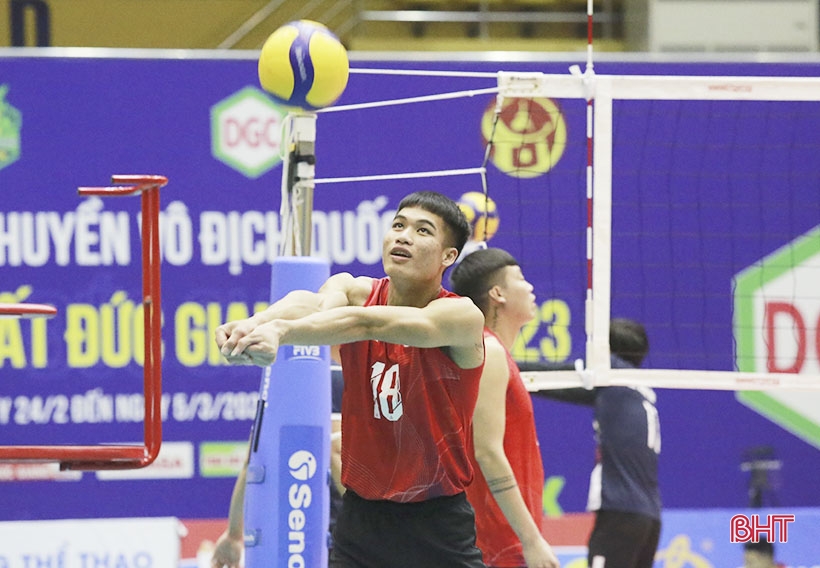 Nghi Xuân bảo vệ thành công chức vô địch Giải Bóng chuyền nam thanh niên Hà Tĩnh 2023 ảnh 21 Nghi Xuân bảo vệ thành công chức vô địch Giải Bóng chuyền nam thanh niên Hà Tĩnh 2023