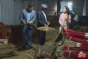 Làng nghề chổi đót Hà Ân - 150 năm bền bỉ giữ hồn quê