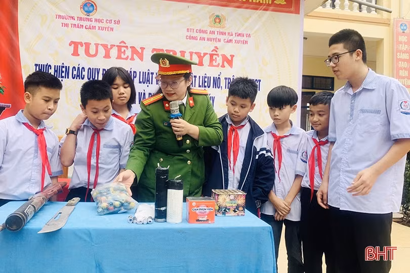 Hiệu quả từ câu lạc bộ “Phụ nữ Công an Hà Tĩnh với pháp luật”