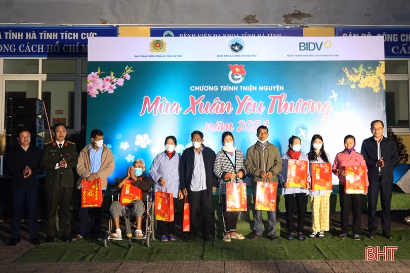 Mang “Mùa xuân yêu thương” đến bệnh nhân khó khăn