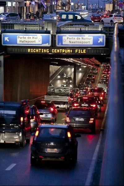 Hình ảnh tắc đường khủng khiếp trên thế giới ảnh 6