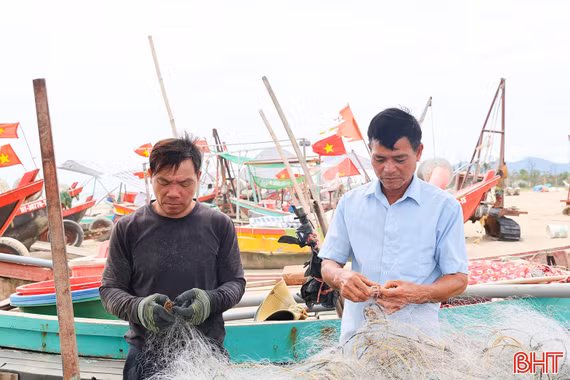 Tháo gỡ vướng mắc để nâng tỷ lệ tàu cá cập cảng, khai báo sản lượng