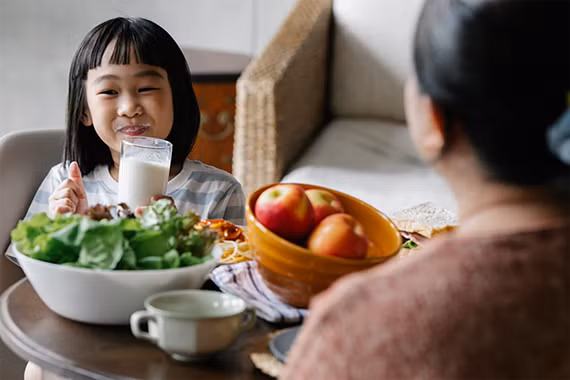 Minh bạch hóa chuỗi giá trị, Vinamilk tái định nghĩa chất lượng sữa Việt