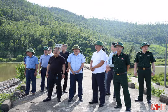 Đẩy nhanh tiến độ các dự án khắc phục hậu quả thiên tai